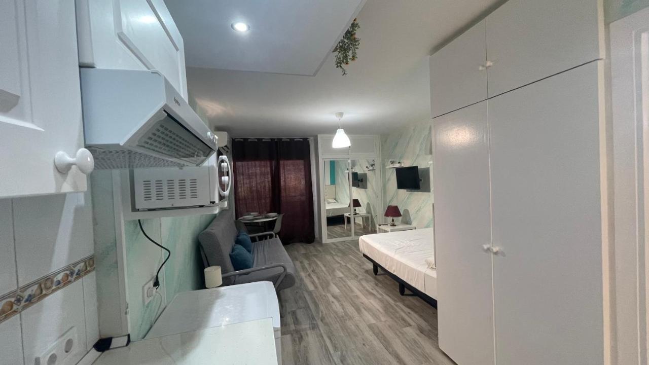 Estudio Jupiter Vista Al Mar Benalmádena Exterior foto